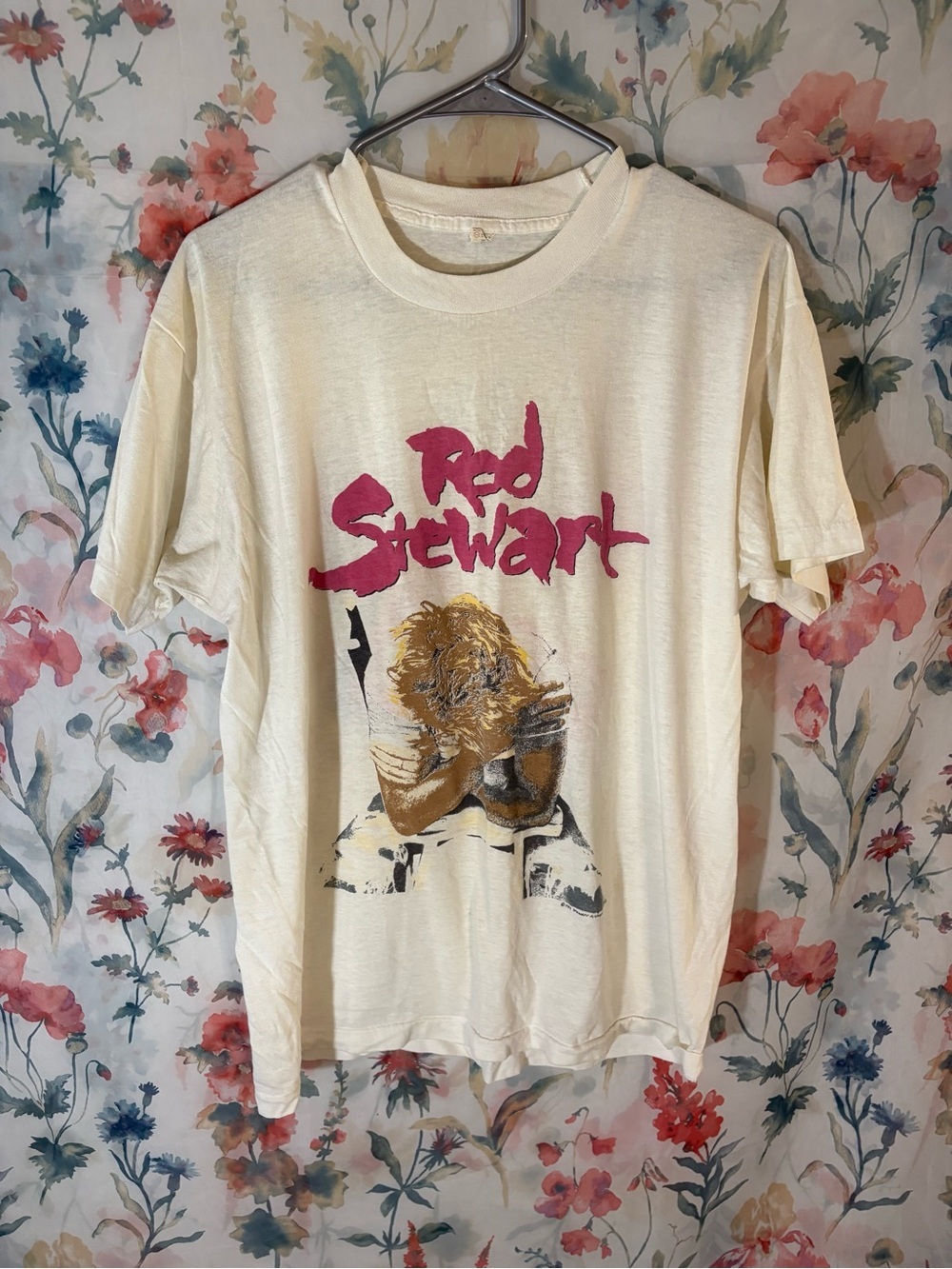 Vintage Rod Stewart Graphic Tee in Cream with Pink Logo